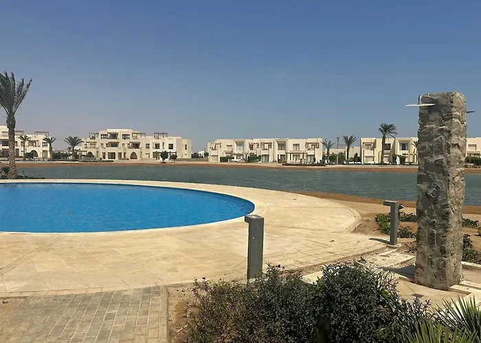 Daire Colorful 1br Apt-free Pool & Lagoon Access In Elgouna