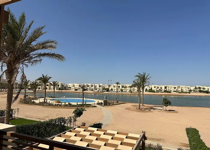Colorful 1br Apt-free Pool & Lagoon Access In Elgouna * Hurgada